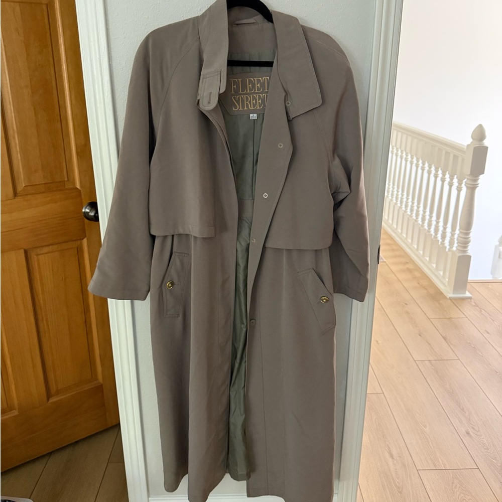 VINTAGE Women's Gray Coat - Fleet Street